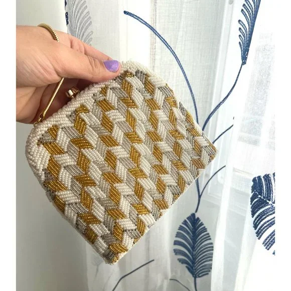 Vintage White, Gold and Silver Small Beaded Evening Bag - Picture 5 of 5